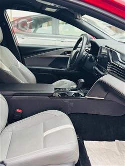 تۆیۆتا کامری